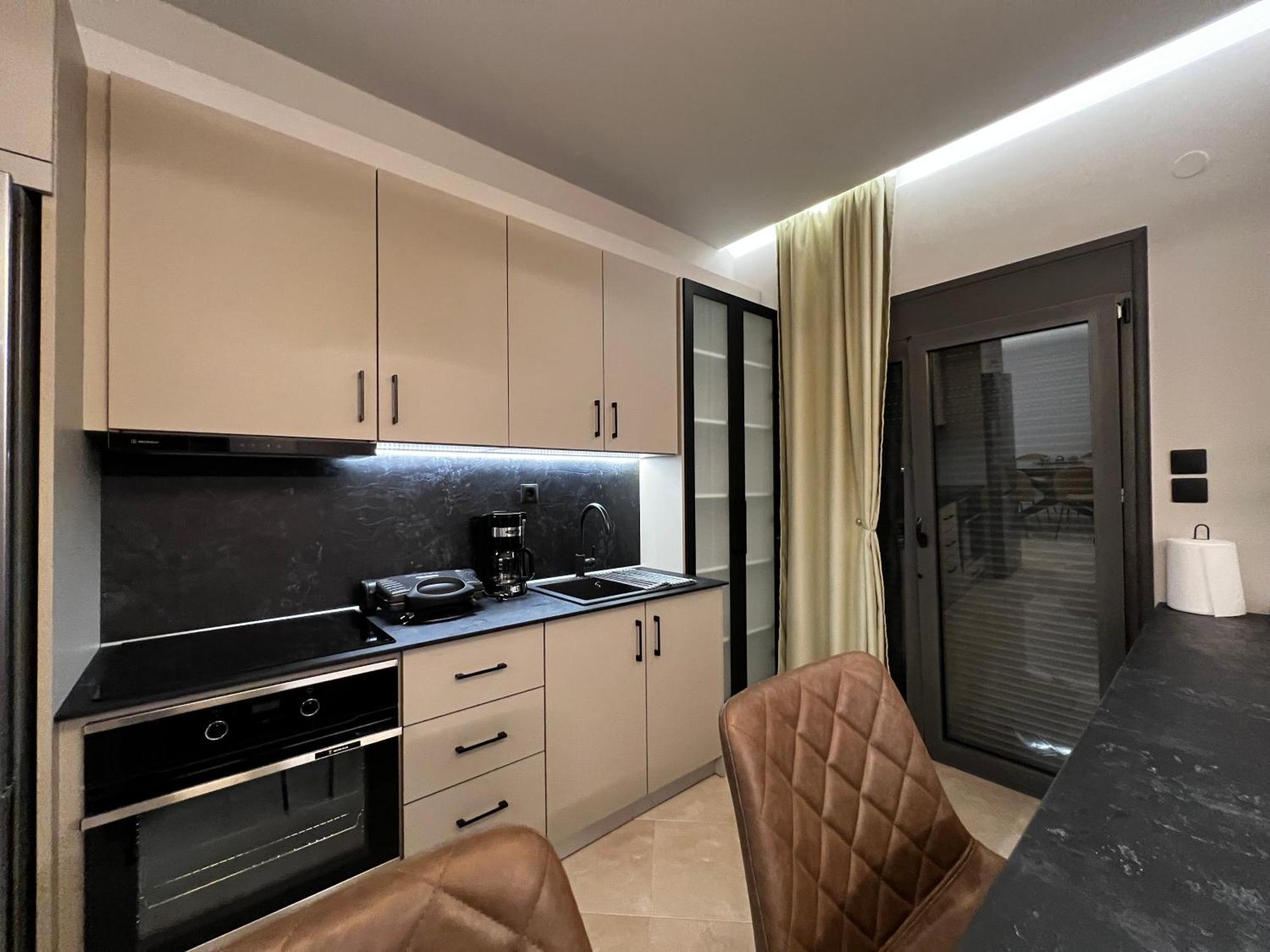Suite Rooms - Fine Living Vevi Dış mekan fotoğraf